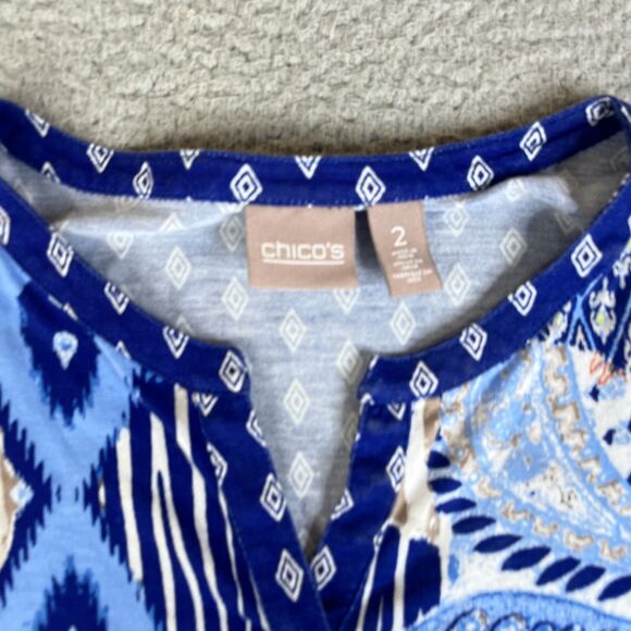 Chico's Blouse Womens 2 Blue Paisley Large Short Sleeve Roll Tab Pullover V Neck - Picture 3 of 10